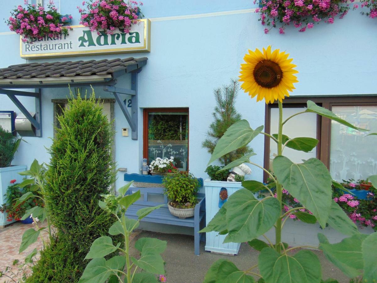 Hotel Garni "Adria" ヴィントハーゲン エクステリア 写真